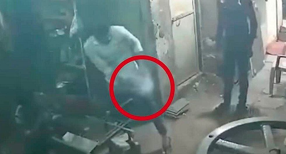 Celular explota en el bolsillo de un obrero y le quema la pierna