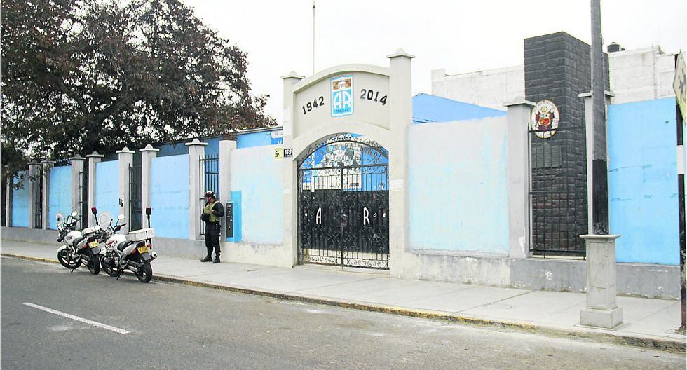 Mala interpretación de una guía es la que traba la obra en colegio Raimondi