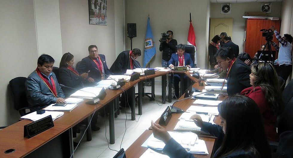 Consejeros piden independizarse económicamente del Gobierno Regional de Huancavelica