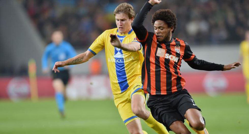 Champions League: Brasileño Luiz Adriano es el goleador con 9 tantos