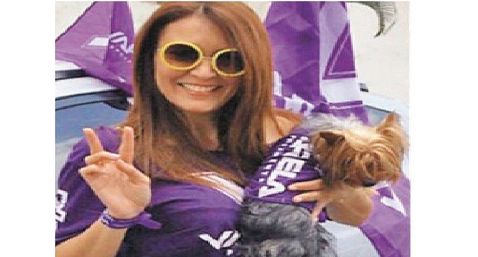 Absuelven a exviceministra acusada de ordenar pasear a su perro (VIDEO)