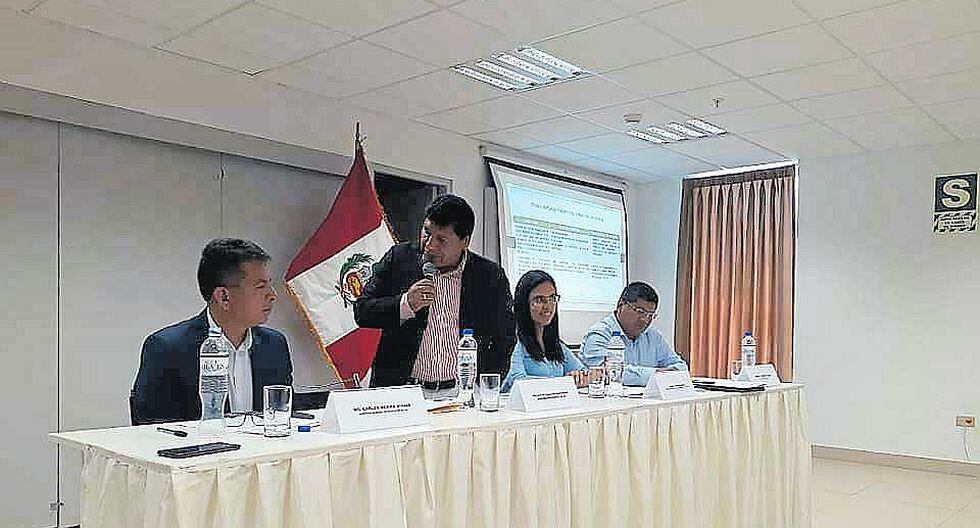 Gallegos dice que el 90% de colegios dañados por el sismo aún no han sido reconstruidos