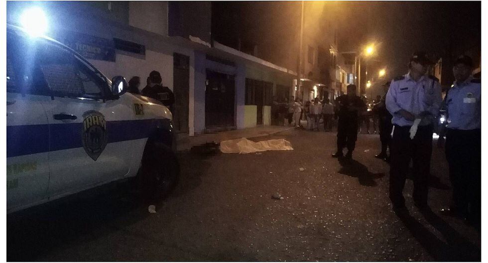 Mujer es asesinada por su pareja (VIDEO)