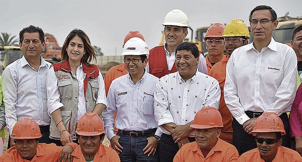 Vizcarra supervisa reinicio de obras en la doble vía