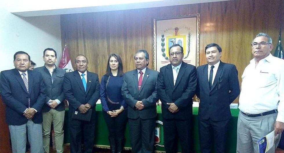 Analizan brecha educativa en la región Arequipa