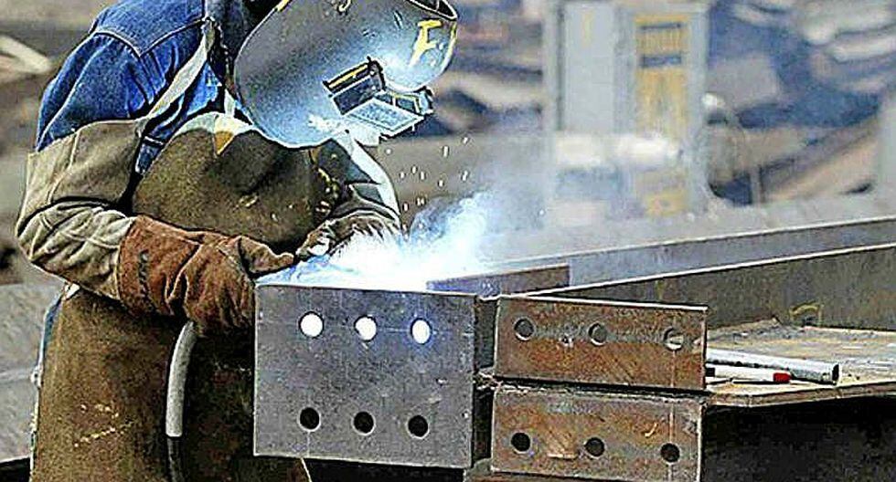 Producción manufacturera crece 20.3% en abril por pesca y actividad industrial