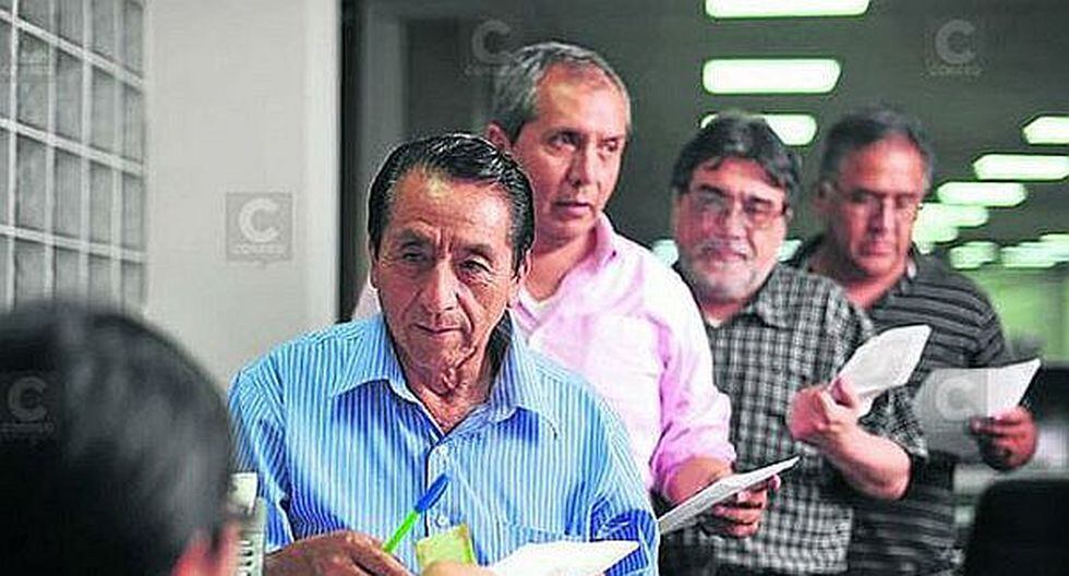 AFP: Más de 86 mil trabajadores de gobiernos regionales y locales perjudicados por impagos