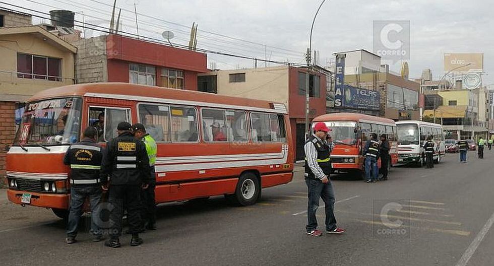 Tacna: Internan veinte buses por infracciones de tránsito