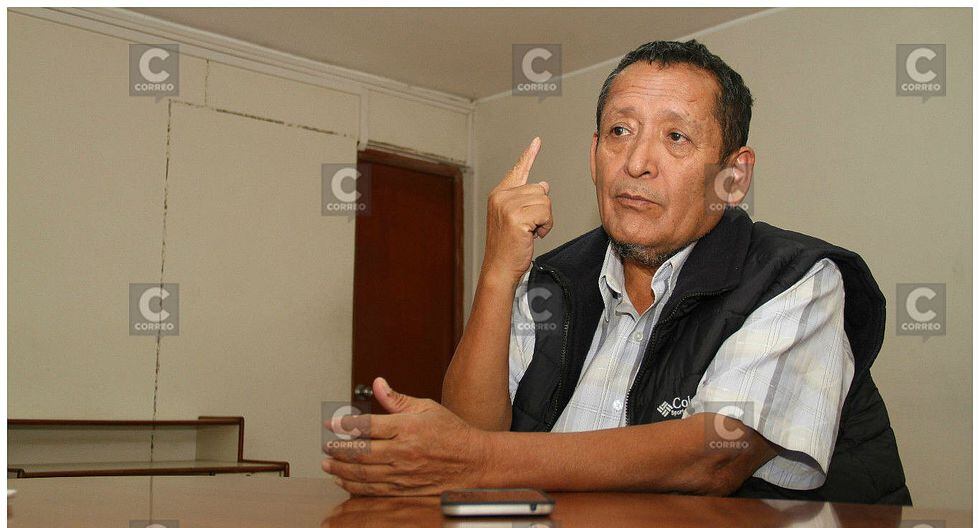 Absalón Vasquez: "Kuczynski debe firmar el indulto para Fujimori"