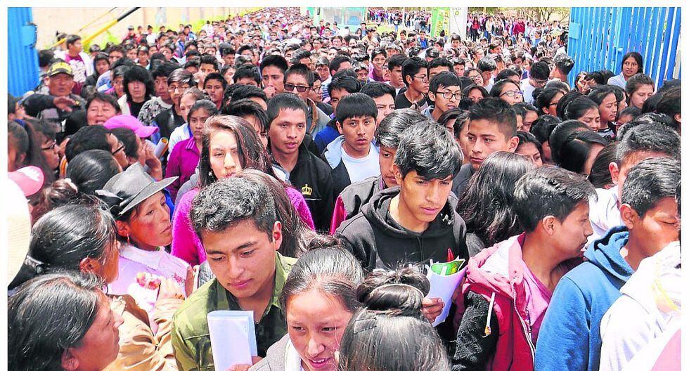 Superan cantidad de postulantes a Universidad Nacional del Centro del Perú