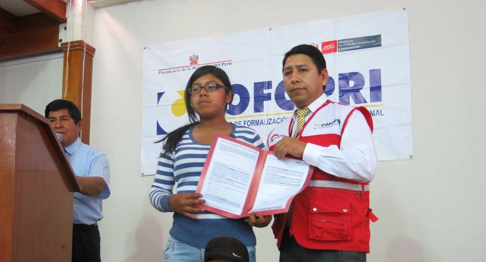 Cofopri: El 98% de viviendas en Moquegua ya tiene título de propiedad