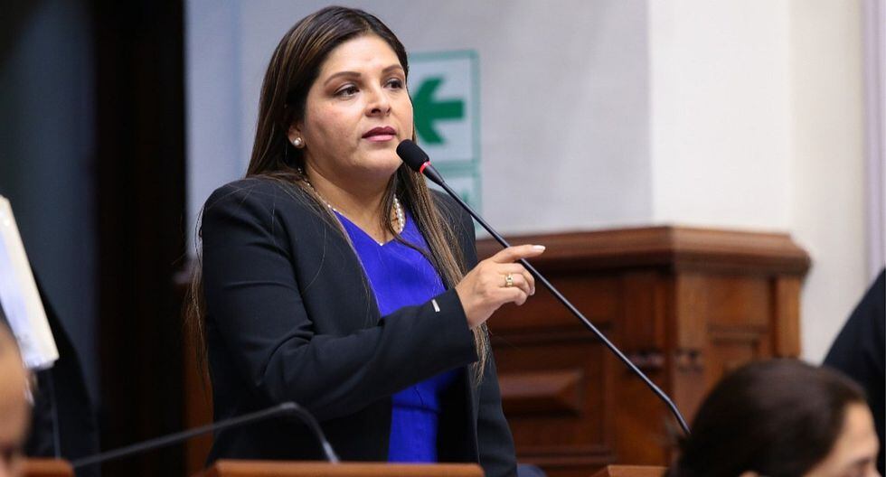 Karina Beteta dice que visitó a Keiko, pero no a Alberto Fujimori