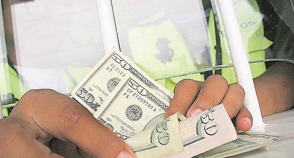 Conoce el precio del dólar al cierre de la sesión