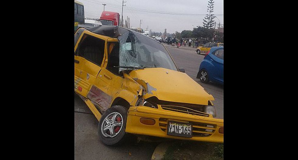 Anciano muere en choque de tico y tráiler
