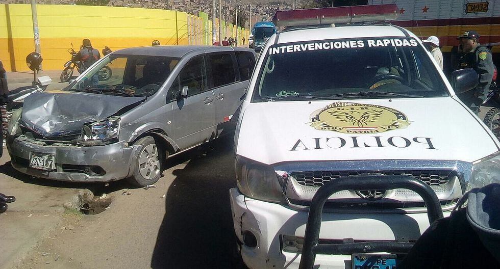 Puno: Choque entre patrullero de la Policía y vehículo del Ejército (VIDEO)