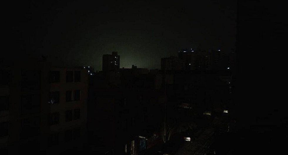 Apagón en Lima: reportan corte de energía eléctrica en varios distritos de la capital