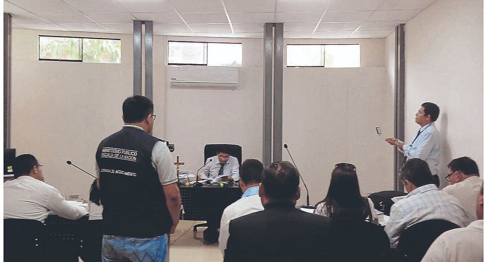 Nueve meses de impedimento de salida del país para presuntos cómplices de exjuez