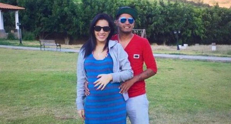 A lo Piqué: Reimond Manco organiza baby shower virtual