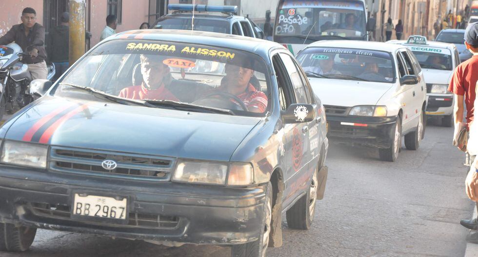 Por orden de Sutran un centenar de autos quedan varados en Ticlio