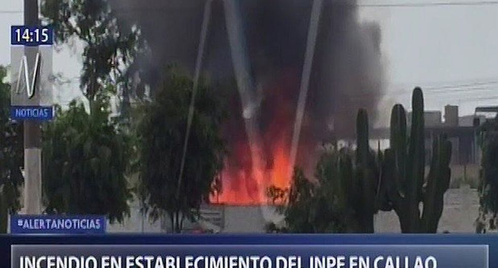 Incendio se registra en local administrativo del INPE en el Callao (VIDEO)