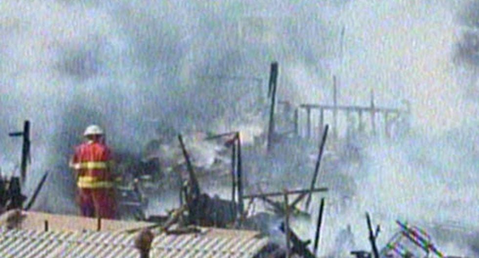Incendio de fábrica industrial en Ate deja dos heridos