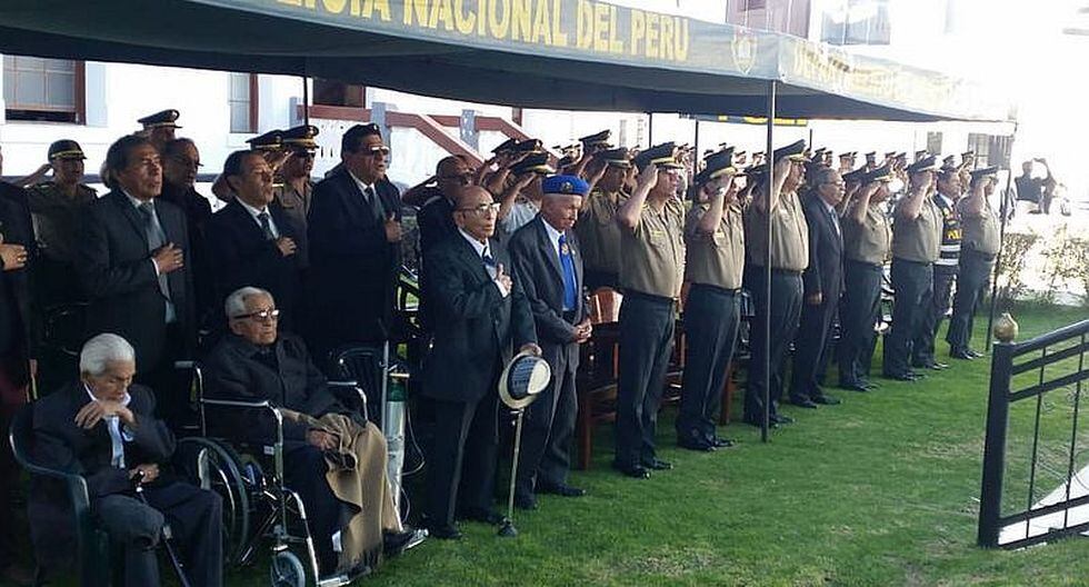 13 policías de Arequipa reciben reconocimiento por intervenciones destacadas