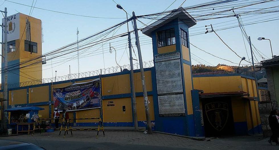 Inician juicio a banda de policías y civiles que arrebataban droga a mochileros